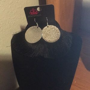 Jewelry earrings